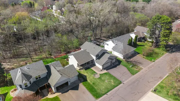 2655 N Barclay ST, Maplewood, MN 55109
