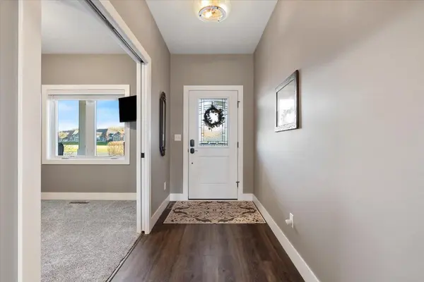 573 Cedar DR, Lake City, MN 55041
