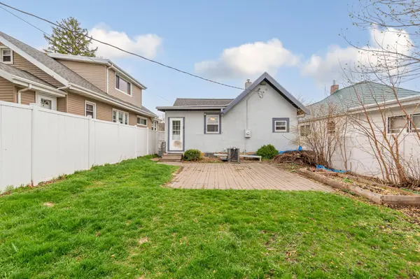 910 N 2nd ST, Mankato, MN 56001