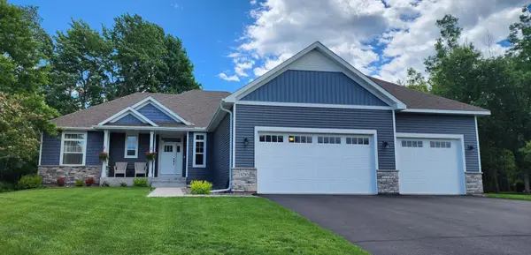 4745 381st TRL, North Branch, MN 55056