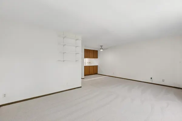 6650 Vernon AVE S #409, Edina, MN 55436