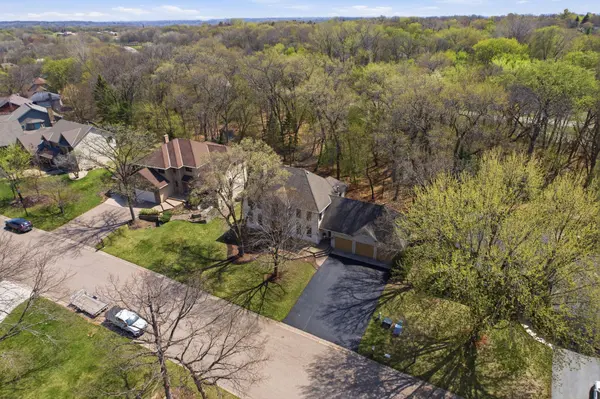 6624 129th ST W, Apple Valley, MN 55124