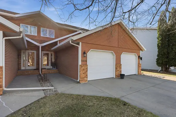 2414 26th ST S, Fargo, ND 58103