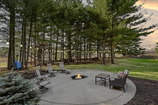 37324 Heritage WAY, North Branch, MN 55056