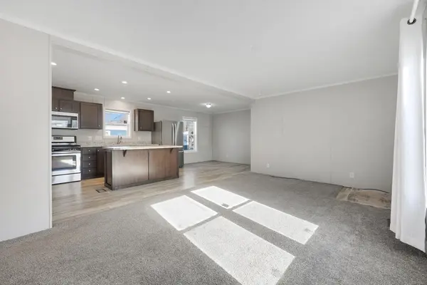1104 101st LN NW, Coon Rapids, MN 55433