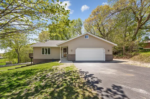 17893 Alexander AVE, Faribault, MN 55021