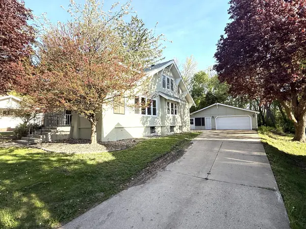 455 3rd ST SE, Cokato, MN 55321