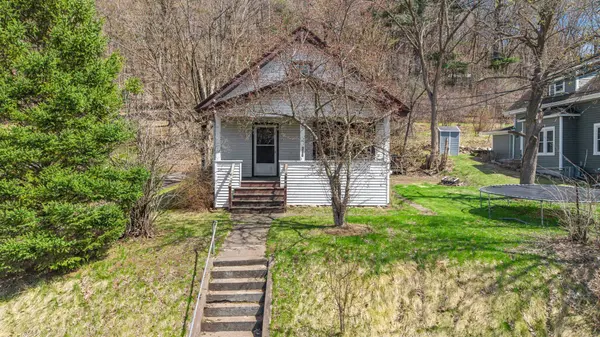 320 S Adams ST, Saint Croix Falls, WI 54024