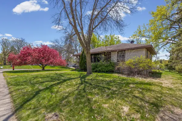 828 Northdale BLVD NW, Coon Rapids, MN 55448