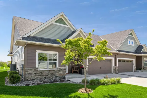 121 Vista WAY, Waconia, MN 55387