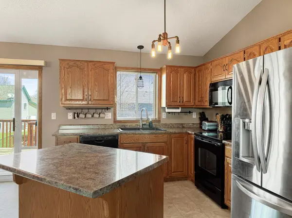 819 11th ST S, Sartell, MN 56377