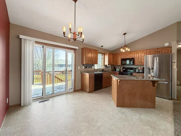 819 11th ST S, Sartell, MN 56377
