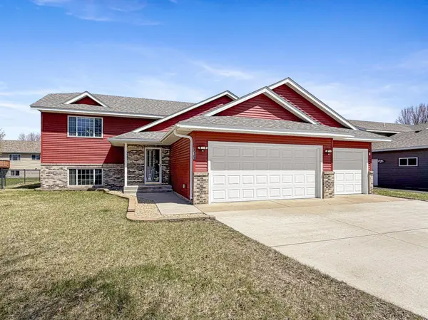 819 11th ST S, Sartell, MN 56377