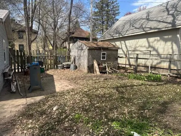 236 Emerald ST SE, Minneapolis, MN 55414