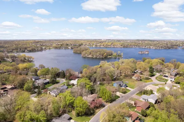 16690 Willow LN SW, Prior Lake, MN 55372