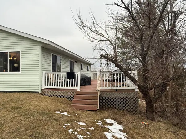 1028 Woodward DR SW, Bemidji, MN 56601