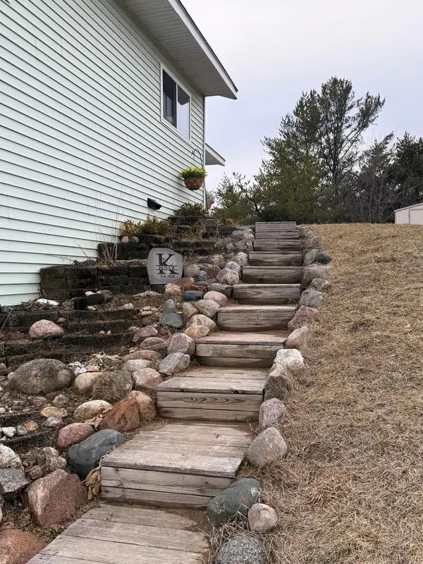 1028 Woodward DR SW, Bemidji, MN 56601