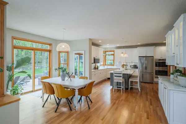 9086 Wildwood CIR, Shakopee, MN 55379