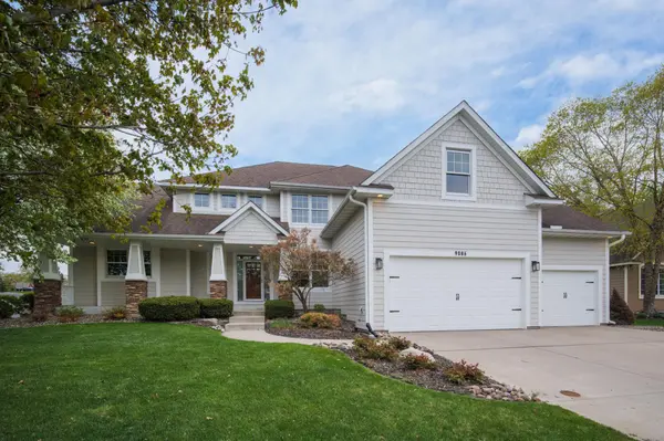 9086 Wildwood CIR, Shakopee, MN 55379