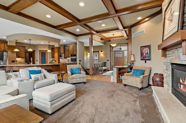9071 Horizon DR, Shakopee, MN 55379