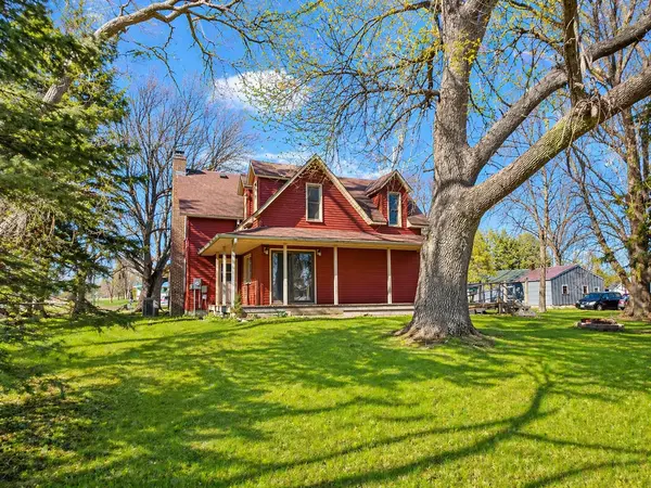 8655 8th AVE, New Auburn, MN 55366