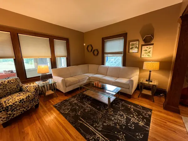 214 Emerald ST SE, Minneapolis, MN 55414