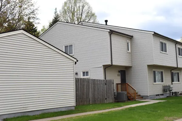 1478 Woodview AVE E, Eagan, MN 55122