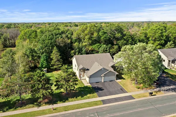 22200 Zion Pkwy, Cedar, MN 55011
