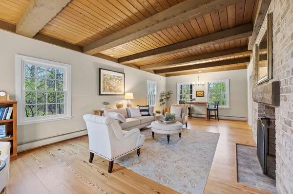 3942 Willmatt HL, Minnetonka, MN 55305