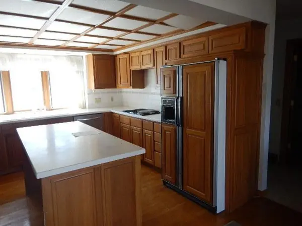 8079 Kentucky CIR, Bloomington, MN 55438