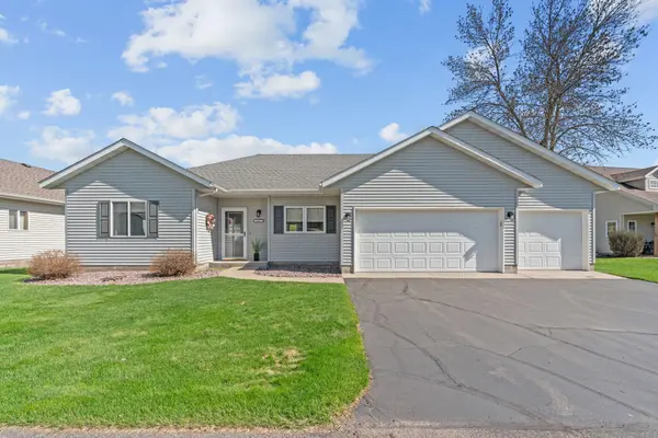 141 Bluebird LN, Clearwater, MN 55320