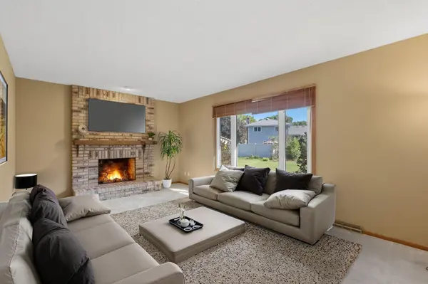 7010 W 83rd ST, Bloomington, MN 55438