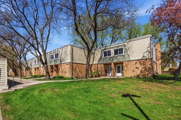 7313 W Franklin AVE, Saint Louis Park, MN 55426