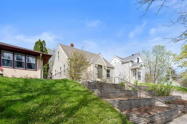 691 Orange AVE E, Saint Paul, MN 55106