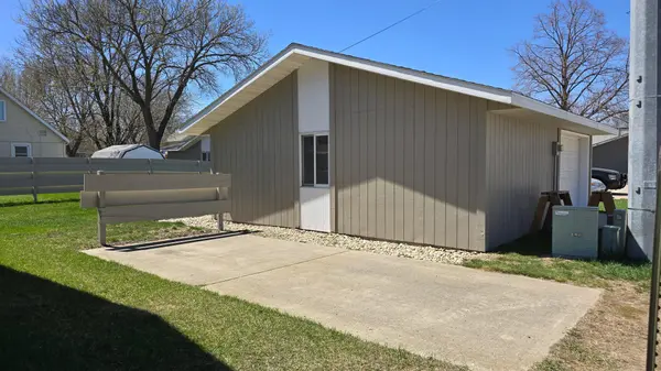 116 S 5th ST, Marshall, MN 56258
