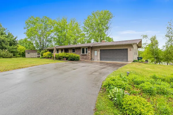 8081 Carmen AVE, Inver Grove Heights, MN 55076