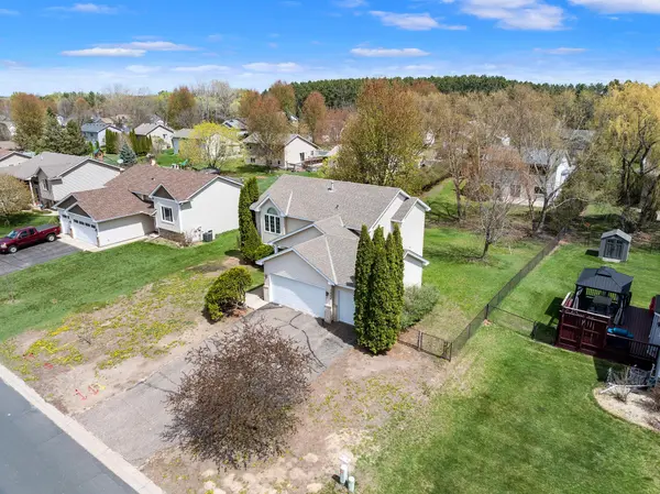 7606 Behm LN, Lino Lakes, MN 55014