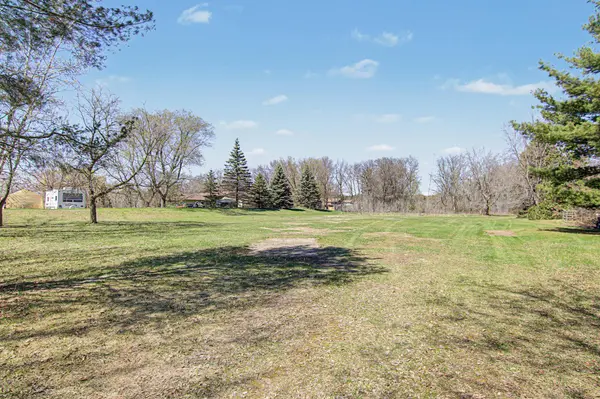 17 Lilac ST, Circle Pines, MN 55014