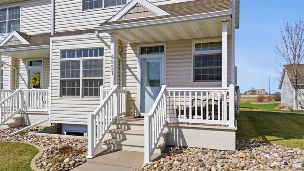 4551 44th ST S, Fargo, ND 58104