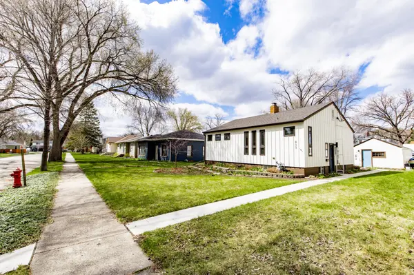 433 Elmwood AVE S, Fargo, ND 58103