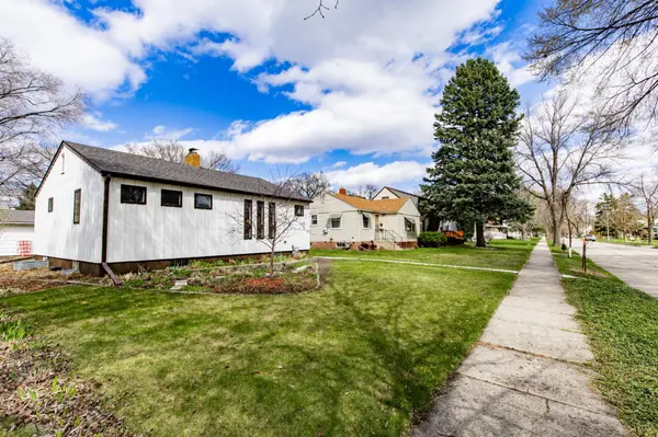 433 Elmwood AVE S, Fargo, ND 58103