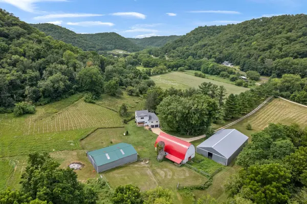 36415 Homer Valley LN, Winona, MN 55987