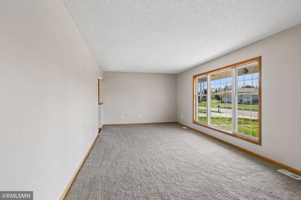 1112 Emerson LN N, Brooklyn Center, MN 55430