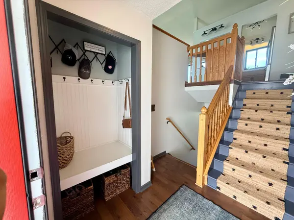 4202 Loon LOOP, Big Lake, MN 55309