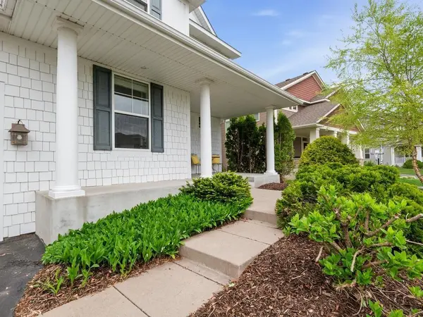 6241 Urbandale LN N, Maple Grove, MN 55311