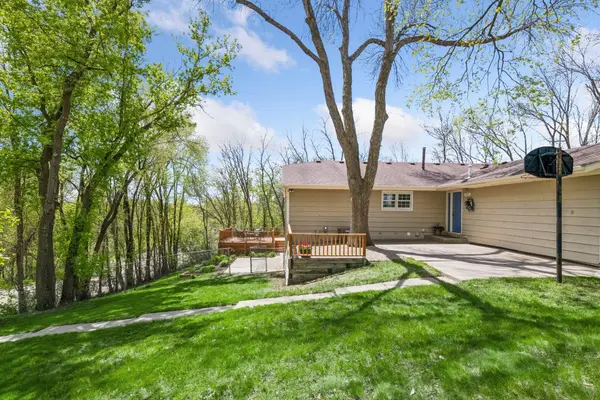 211 3rd AVE SE, Norwood Young America, MN 55397