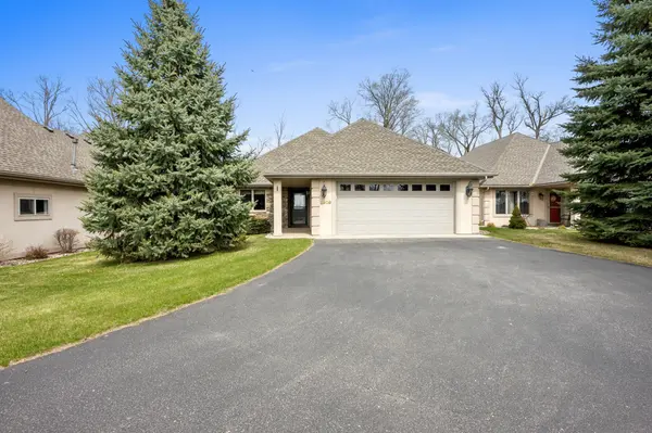 3909 Geneva Golf Club DR NE, Alexandria, MN 56308