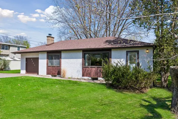 3001 Groveland School RD, Minnetonka, MN 55391