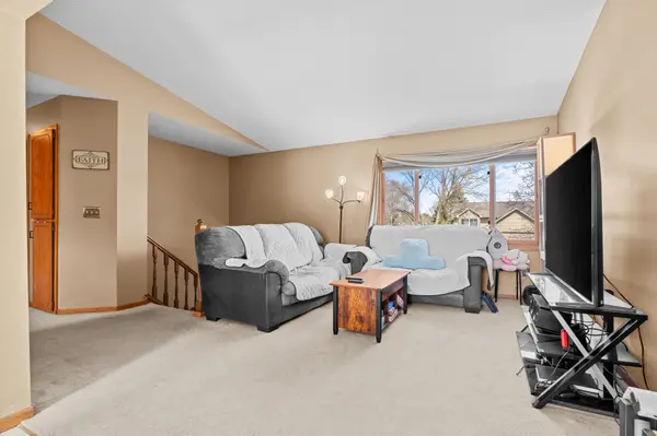 6709 110th AVE N, Champlin, MN 55316