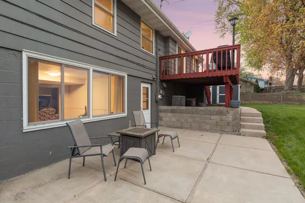 8317 Beard RD, Bloomington, MN 55431